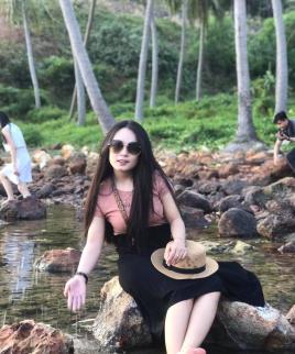 Yến Nhi 