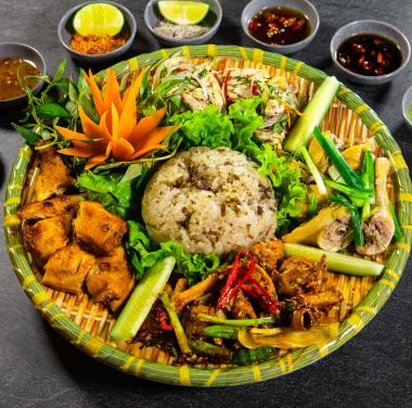 Mẹt gà tre 5 món
